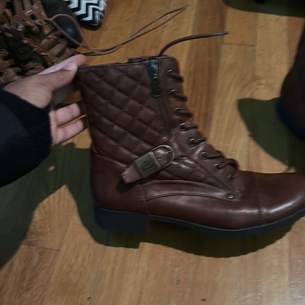 Boots - Picture 2 of 2